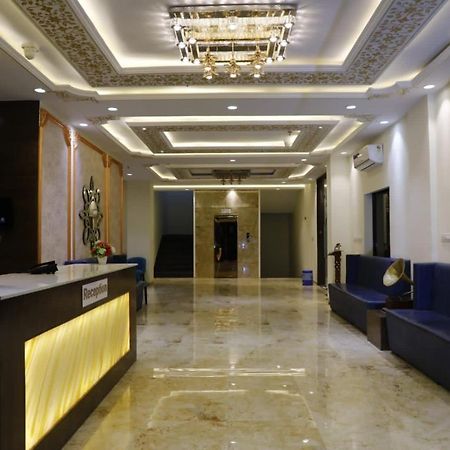 Hotel Grand Vasaante Bhīlwāra 외부 사진